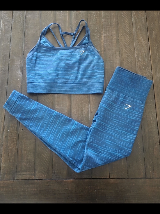 Gymshark Pants - Gymshark Adapt Set Small Leggings Medium Top